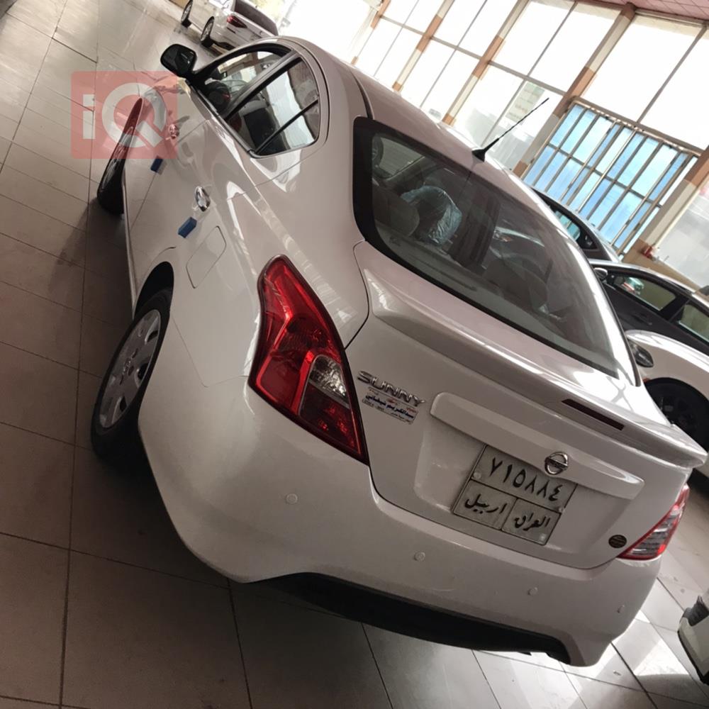 Nissan Sunny